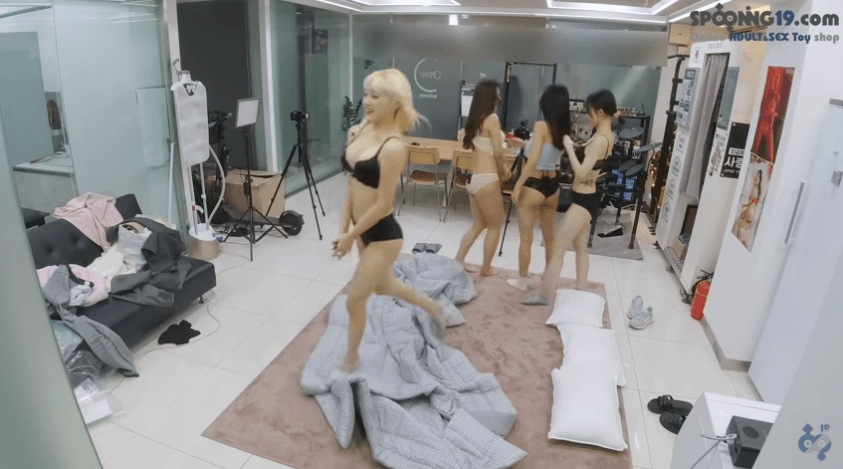cf90441c2dc17838dff747f9be79458c_1647148809_1164.gif